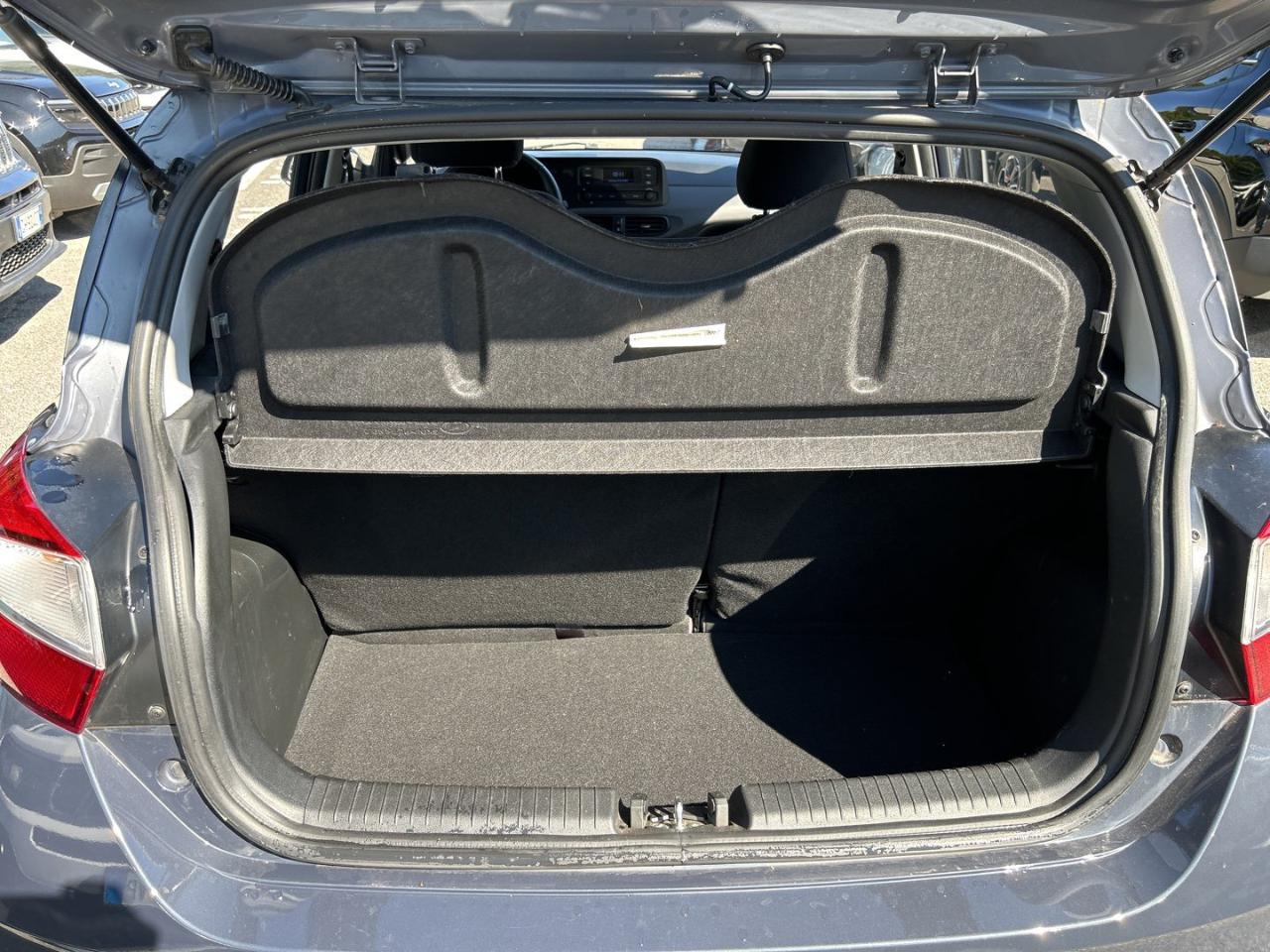 Hyundai Hyundai H350 usata, con alzacristalli elettrici
