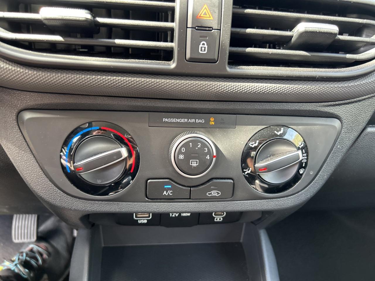 Hyundai Hyundai H350 usata, con Rivestimento interno