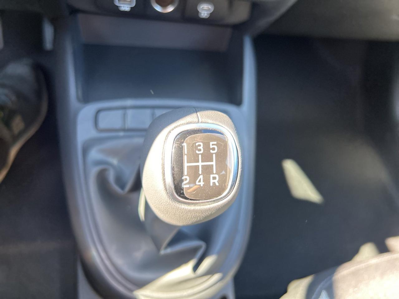 Hyundai Hyundai H350 usata, con Rivestimento interno