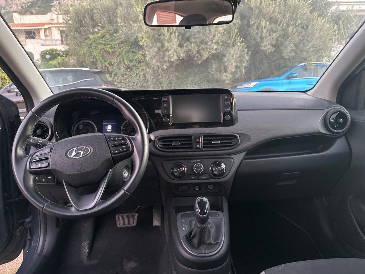 Hyundai Hyundai H350 usata, con Tettuccio apribile