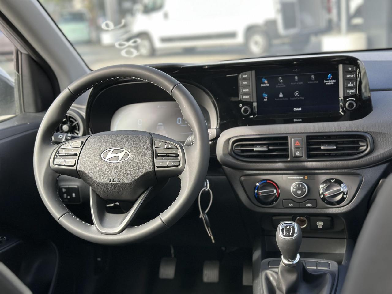 Hyundai Hyundai H350 usata, con Mirror Screen