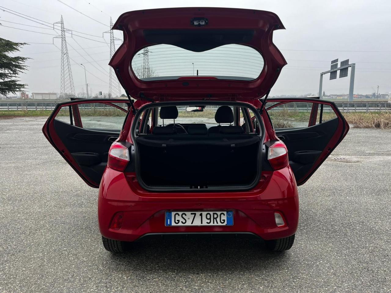 Hyundai Hyundai H350 usata 19