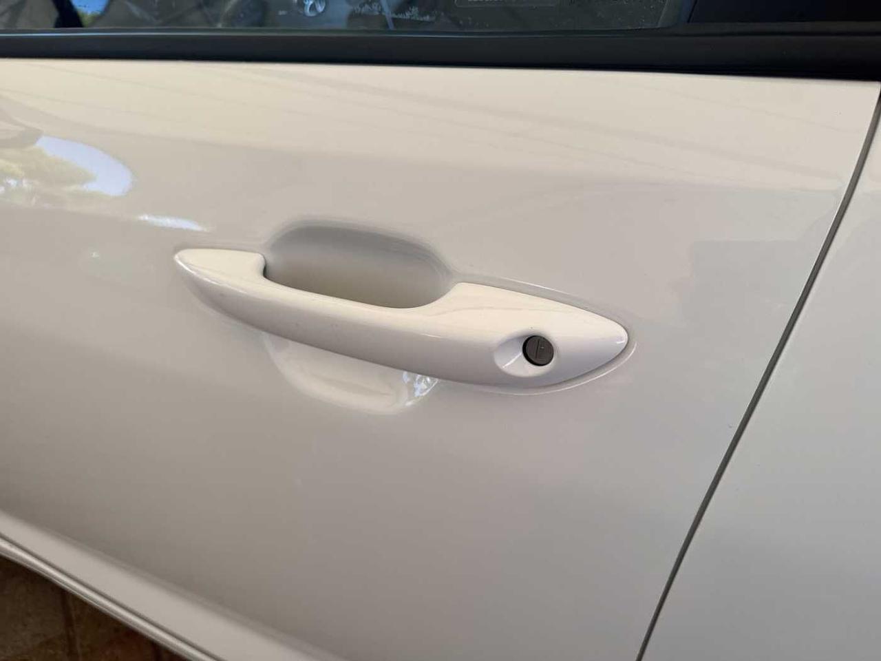 Hyundai Hyundai I10 usata, con sensori luce