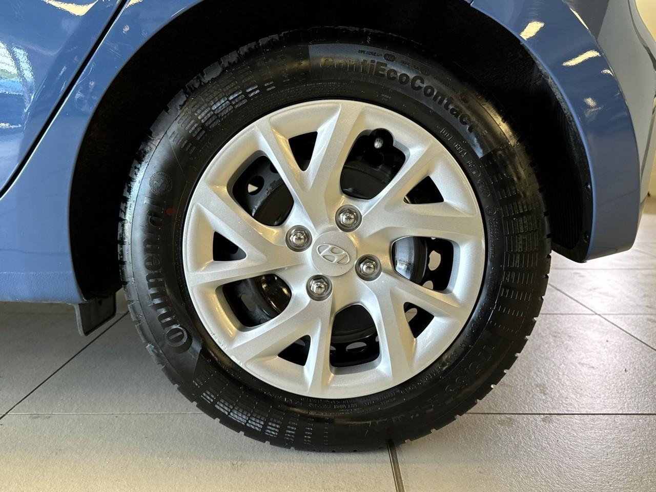 Hyundai Hyundai I10 usata, con 4 freni a disco con 2 dischi ventilati