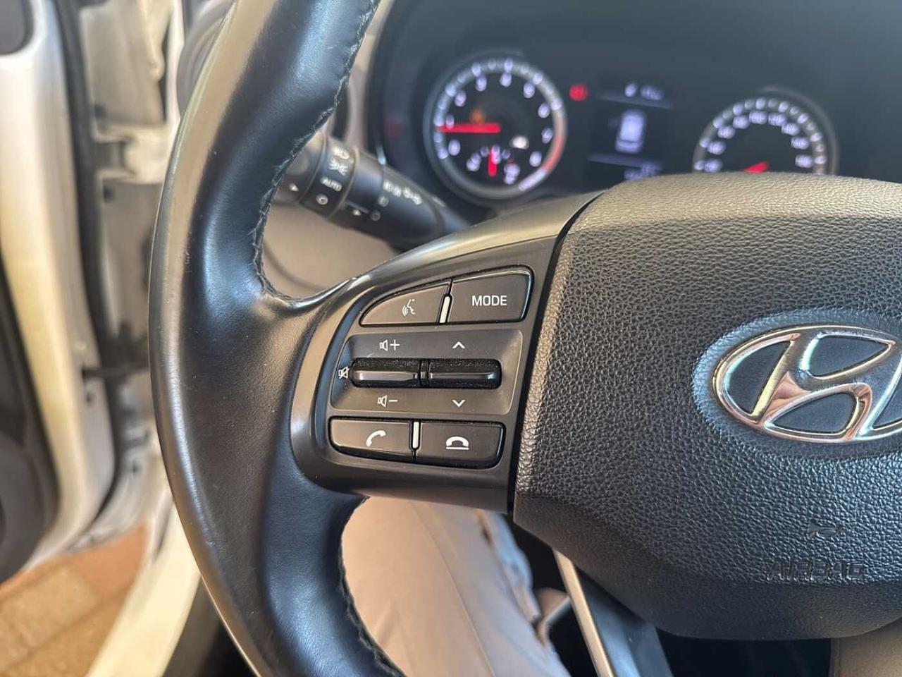 Hyundai Hyundai I10 usata, con distance warning system