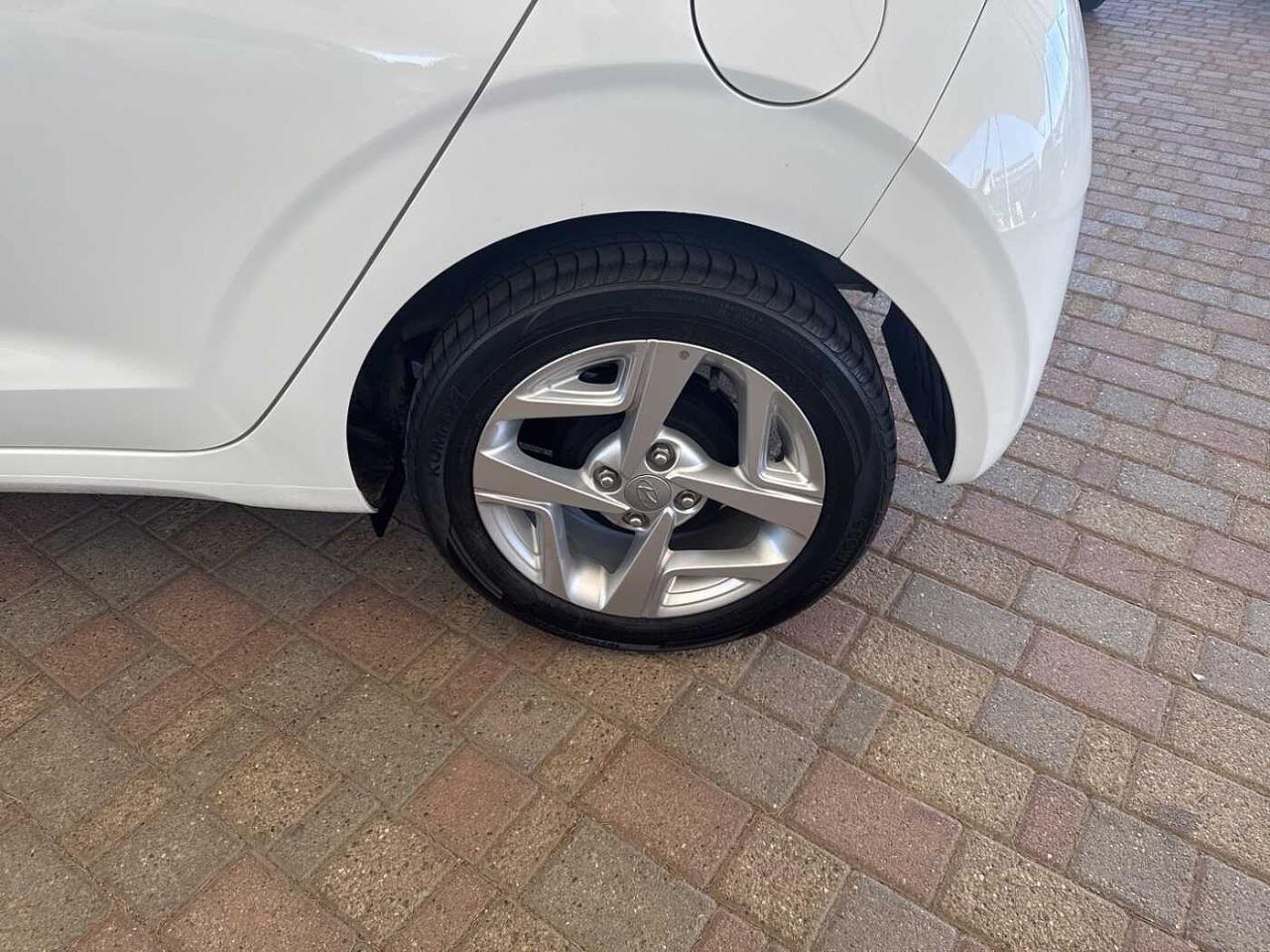 Hyundai Hyundai I10 usata, con fari fendinebbia