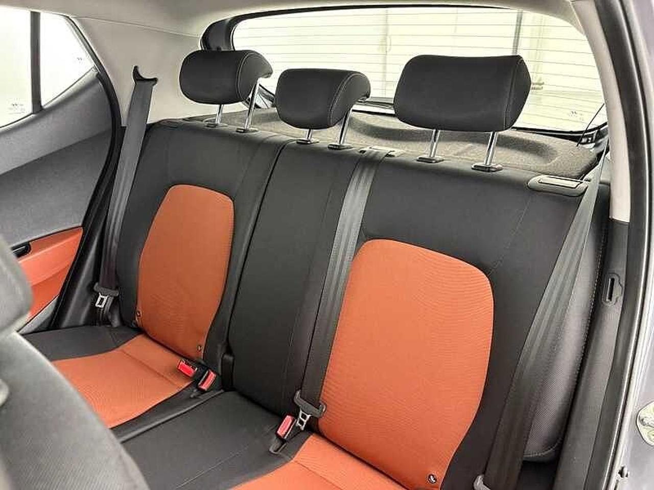 Hyundai Hyundai I10 usata 16