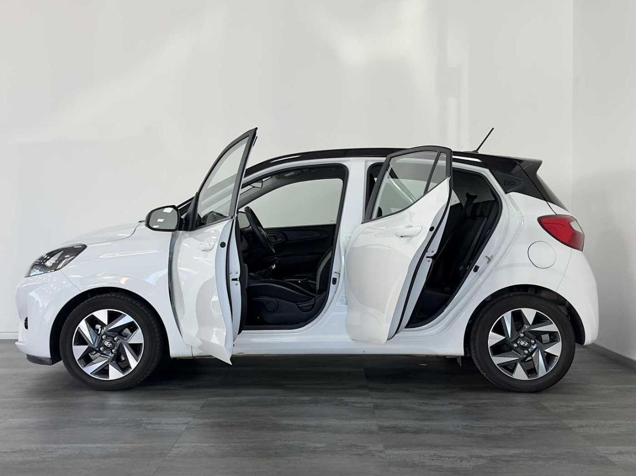 Hyundai Hyundai I10 usata 16