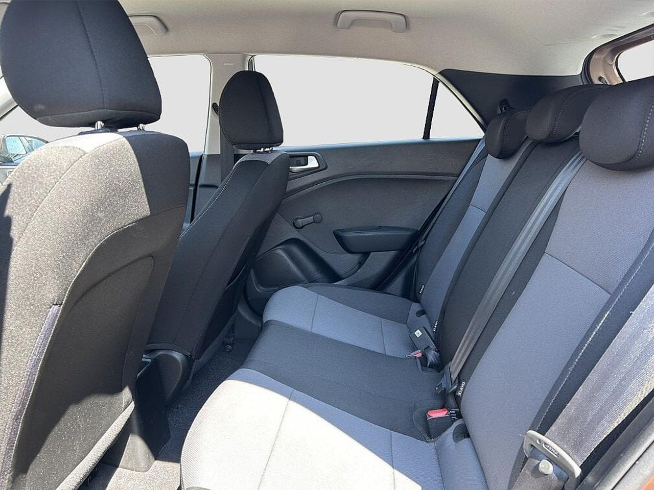 Hyundai Hyundai I20 usata, con 5 marce