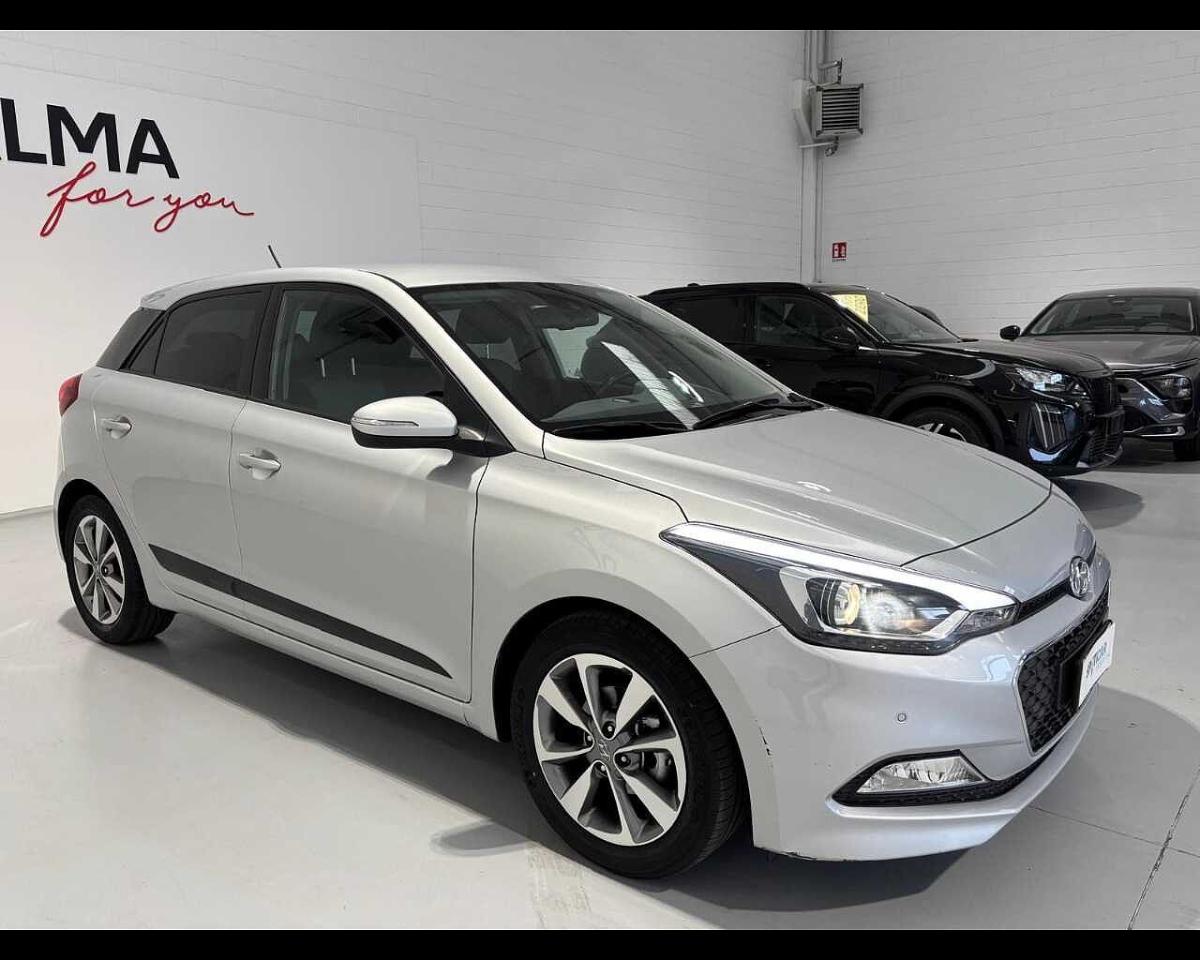 Hyundai Hyundai I20 usata, con sedile posteriore sdoppiabile
