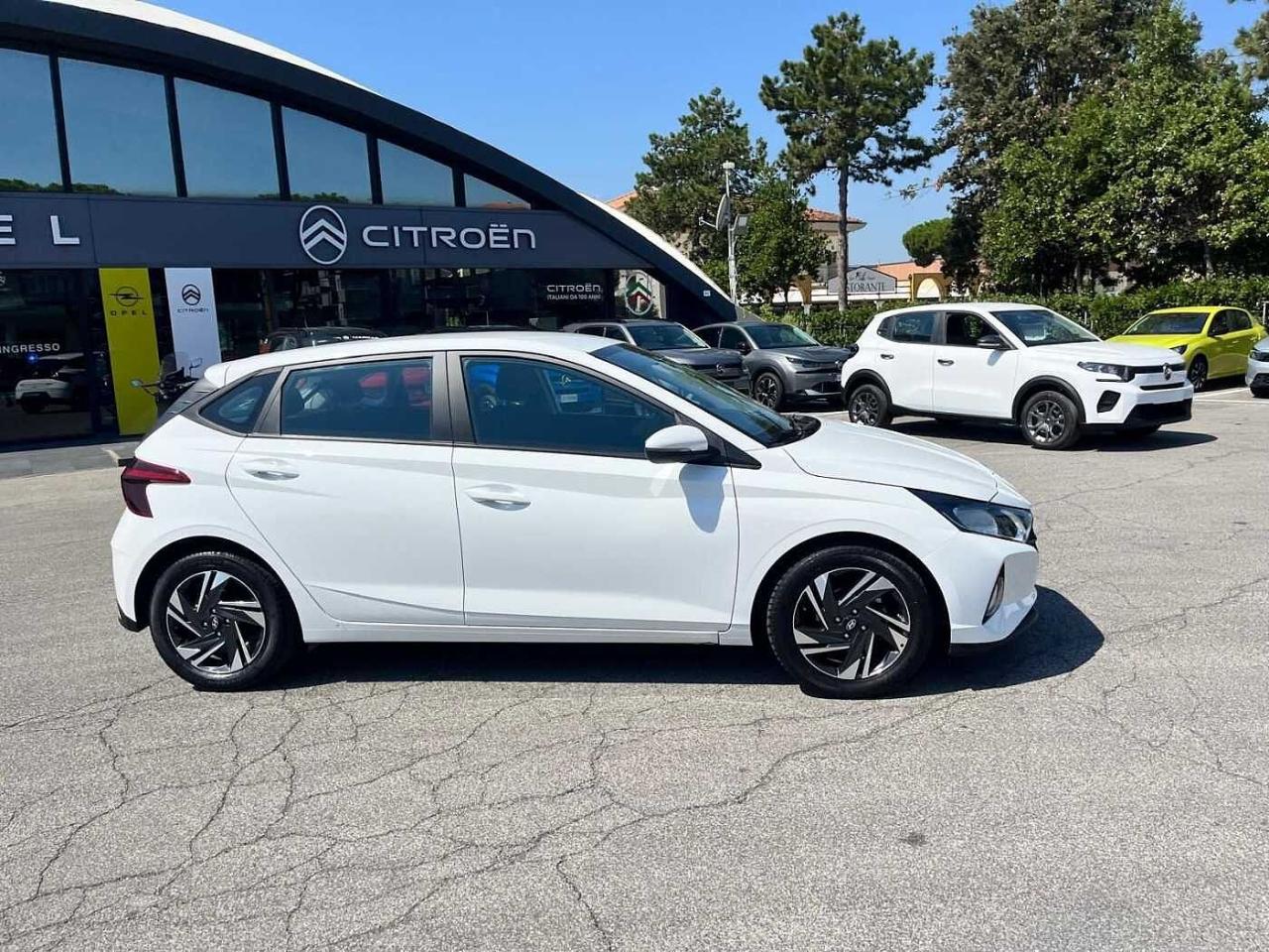 Hyundai Hyundai I20 usata, con antifurto con radiocomando a distanza e immobilizer