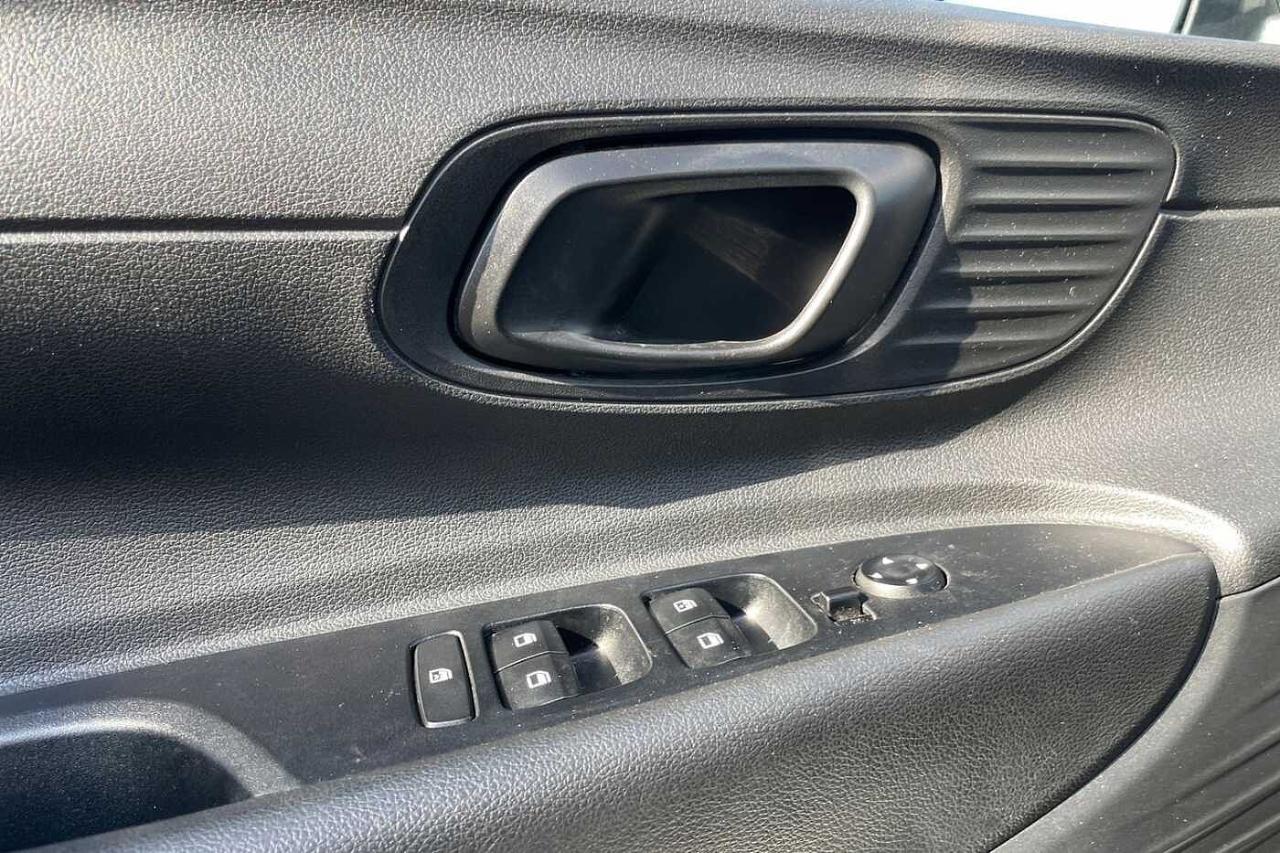 Hyundai Hyundai I20 usata, con Caricabatterie di bordo da 11 kW