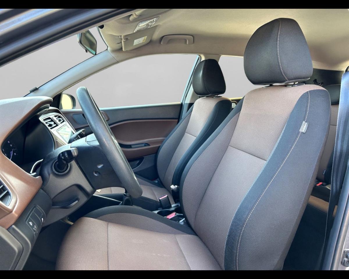 Hyundai Hyundai I20 usata, con Caricabatterie di bordo da 11 kW