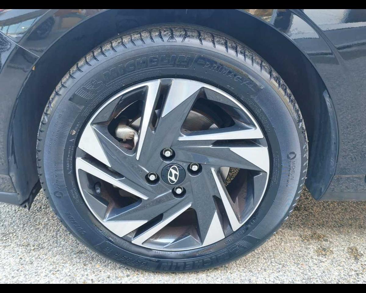 Hyundai Hyundai I20 usata, con Caricabatterie di bordo da 22 kW