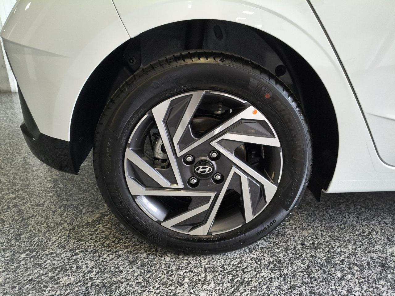 Hyundai Hyundai I20 usata 8