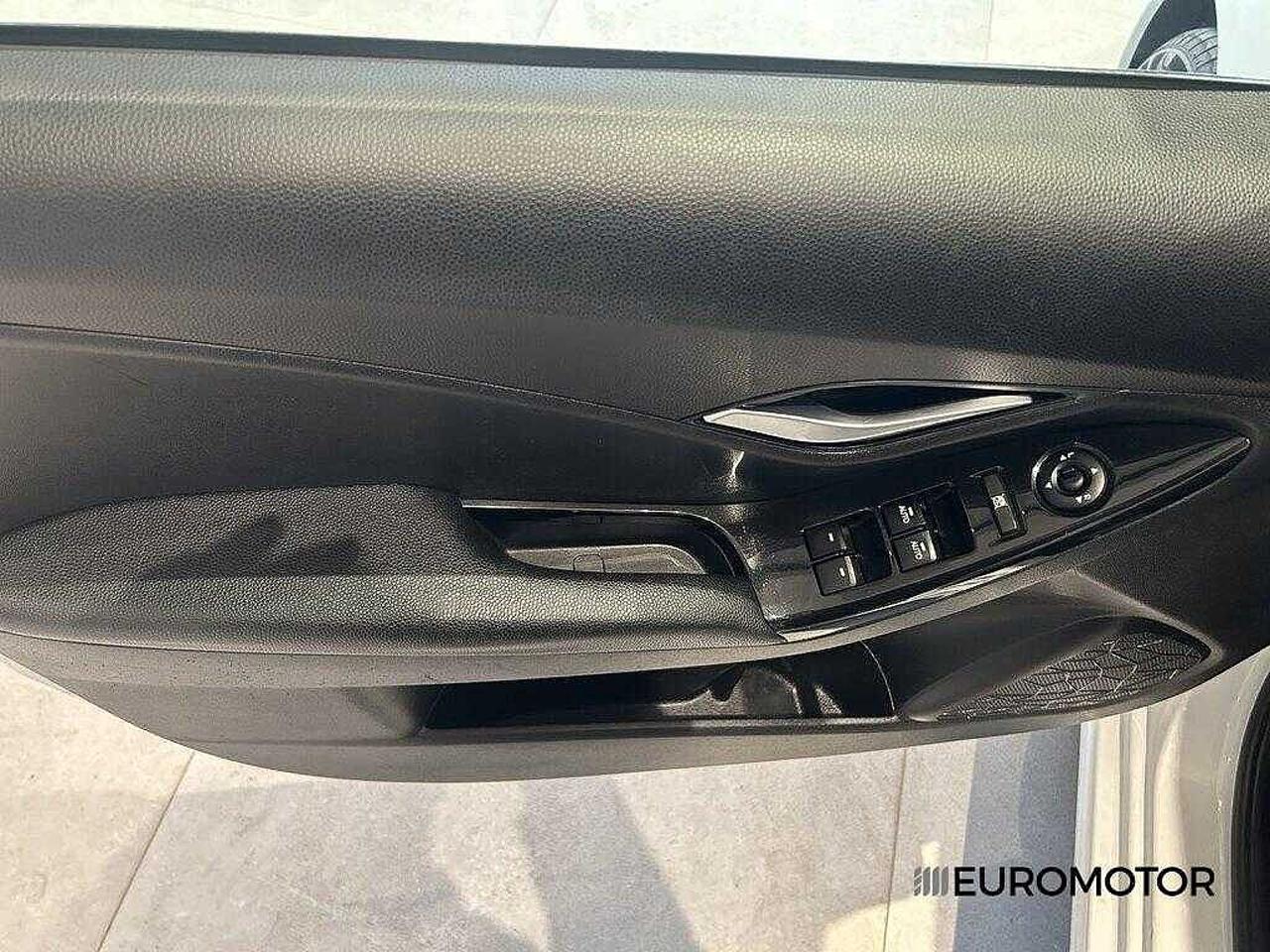 Hyundai Hyundai IX20 usata, con hill holder