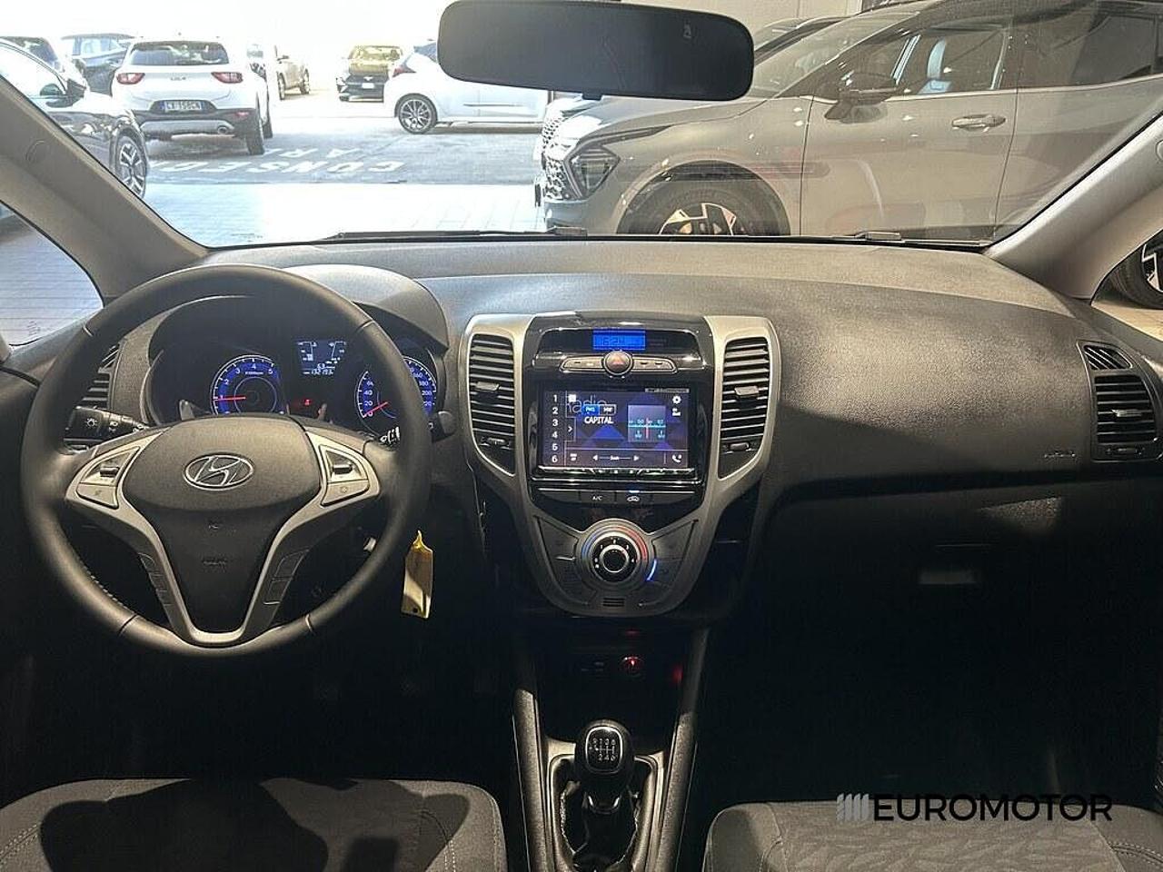 Hyundai Hyundai IX20 usata, con interno black