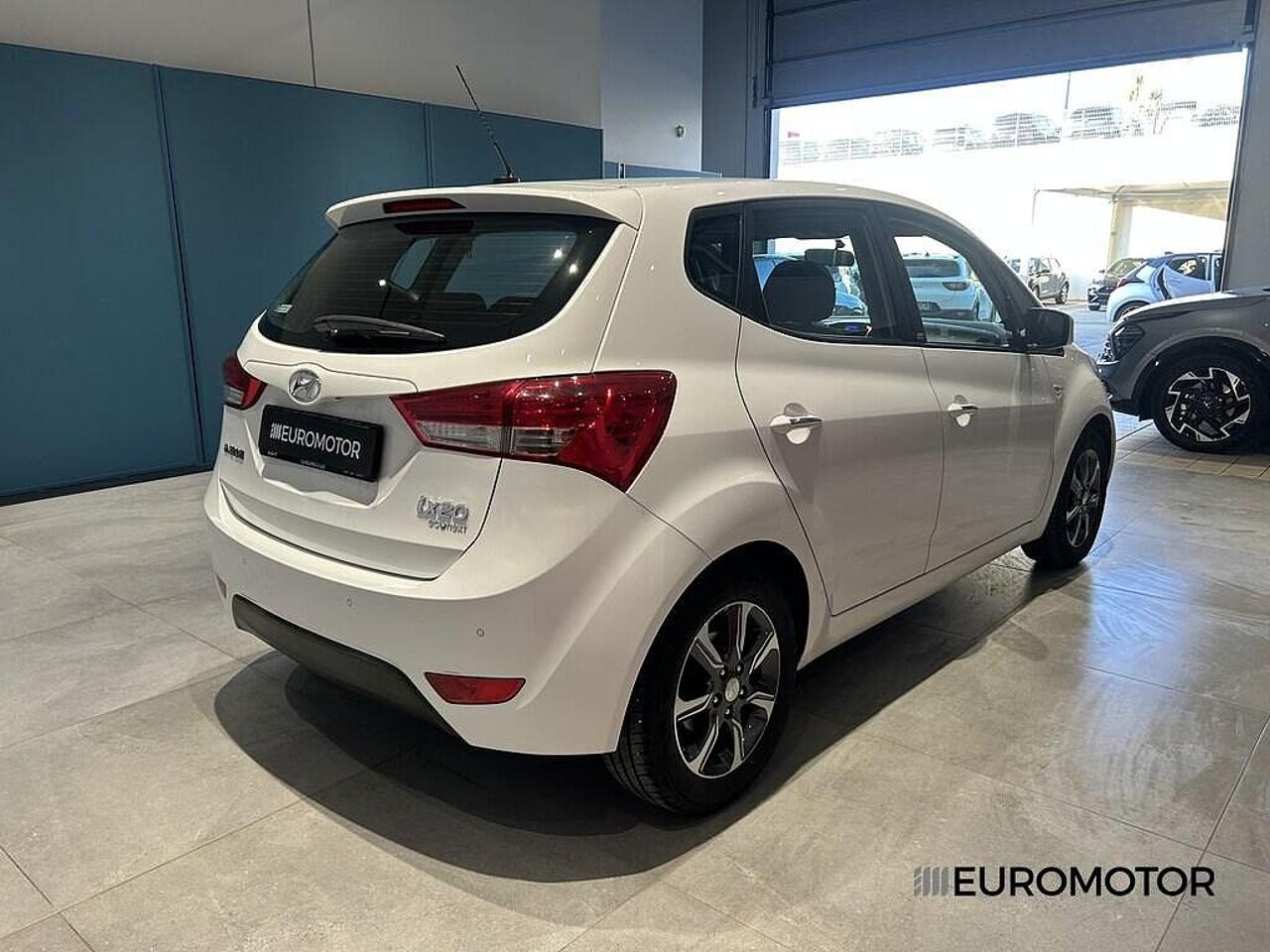 Hyundai Hyundai IX20 usata, con specchi elettrici