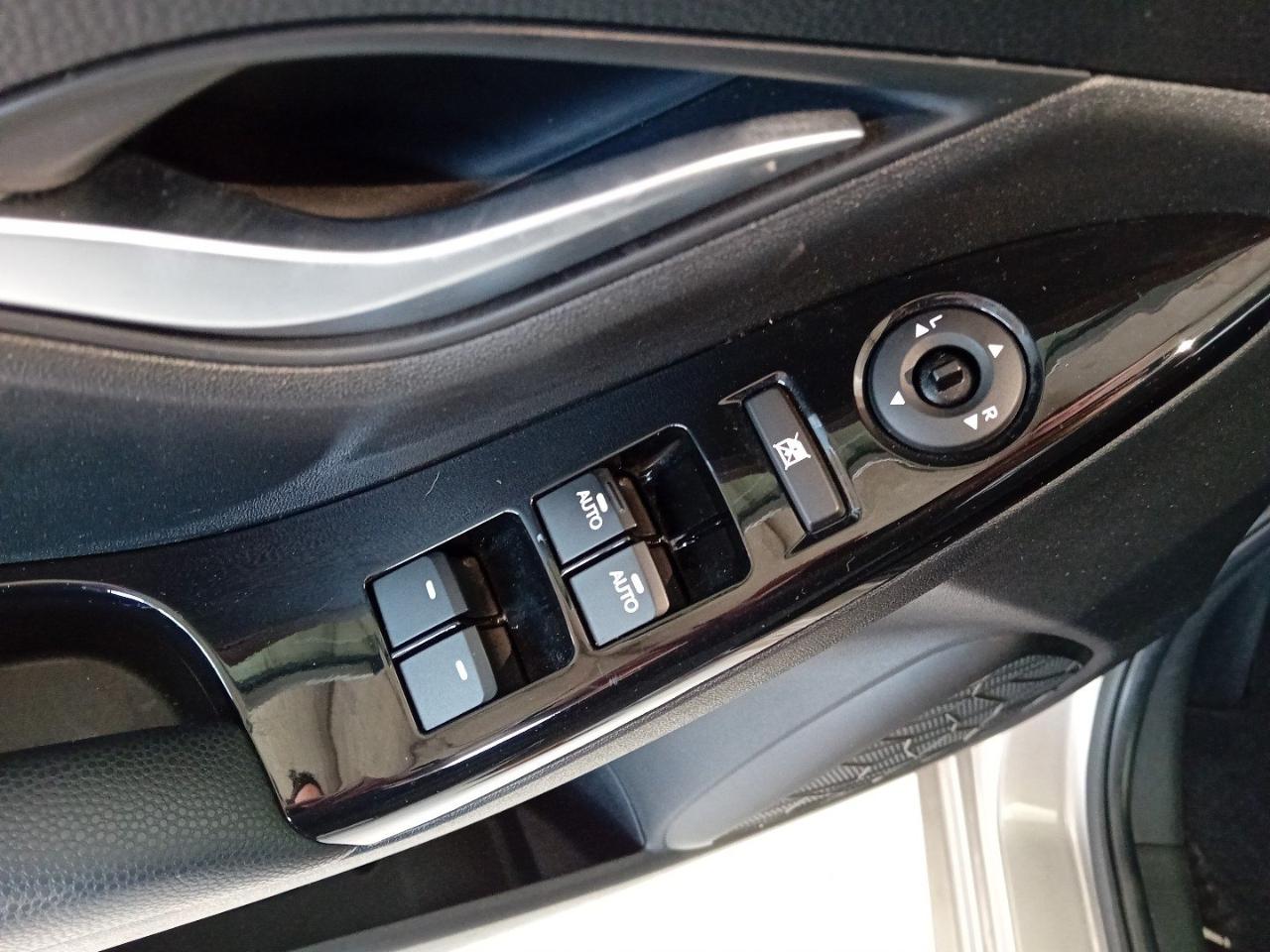 Hyundai Hyundai IX20 usata, con autoradio