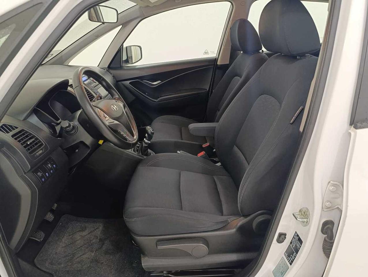 Hyundai Hyundai IX20 usata, con fari fendinebbia