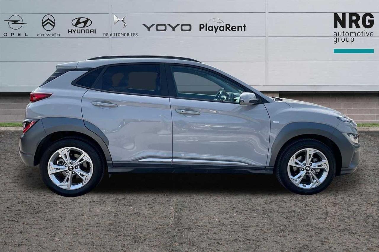 Hyundai Hyundai Kona usata, con barre portatutto longitudinali