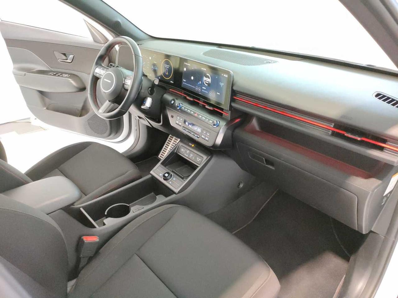 Hyundai Hyundai Kona usata, con 4 USB-C