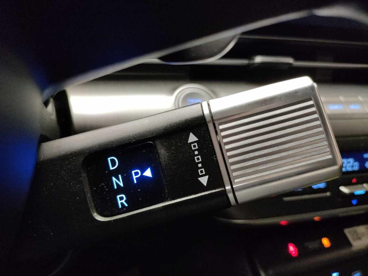 Hyundai Hyundai Kona usata, con barre porta tutto