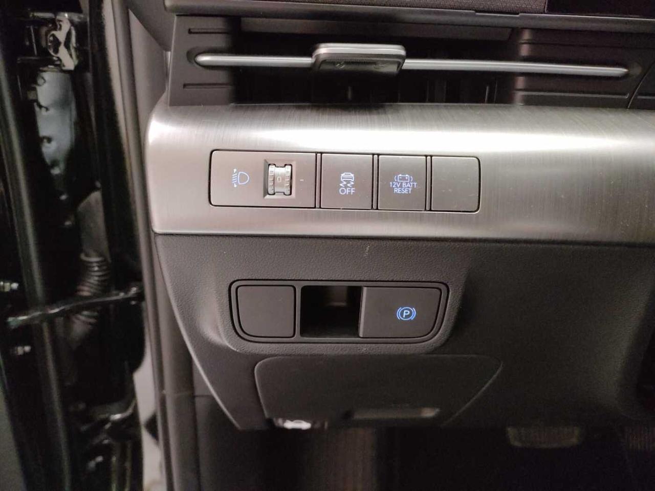 Hyundai Hyundai Kona usata, con bracciolo porta oggetti