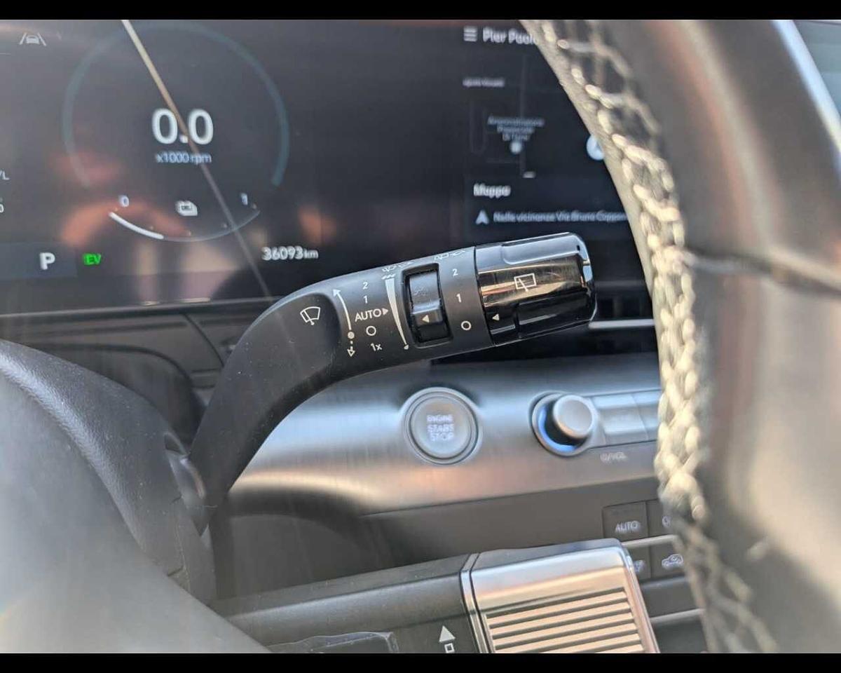 Hyundai Hyundai Kona usata, con bracciolo porta oggetti
