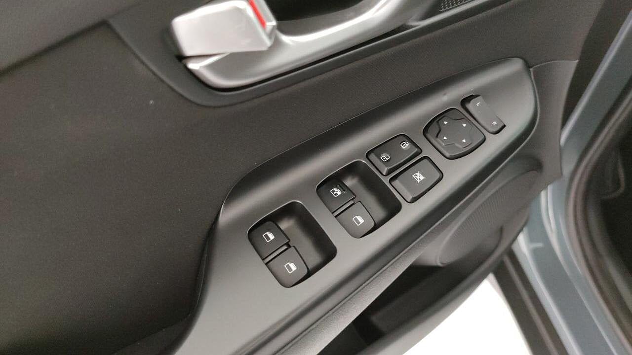 Hyundai Hyundai Kona usata, con Tettuccio apribile