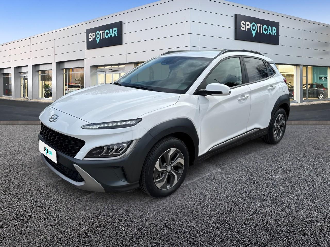HYUNDAI HYUNDAI KONA Usato Bianco elettrico / benzina 2022