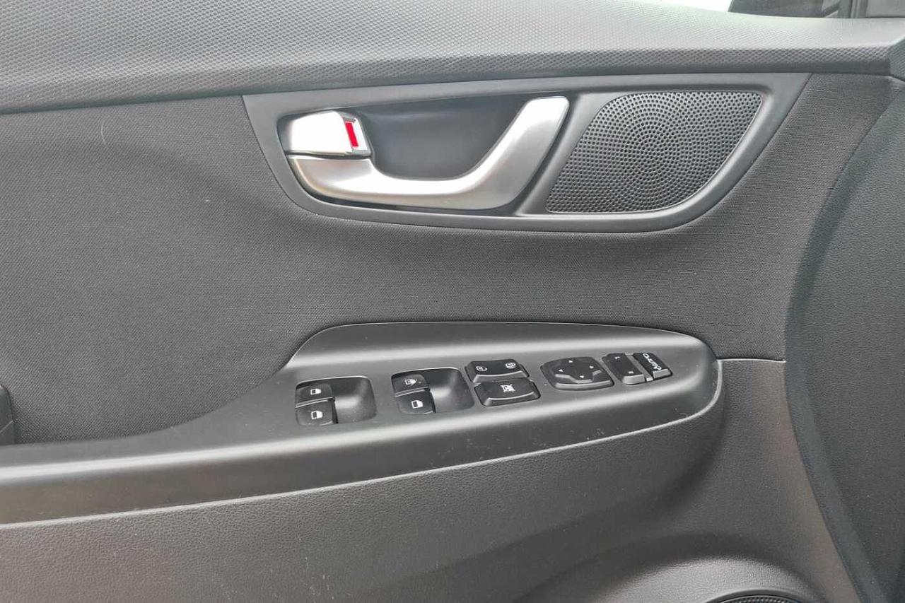 Hyundai Hyundai Kona usata, con Climatizzatore