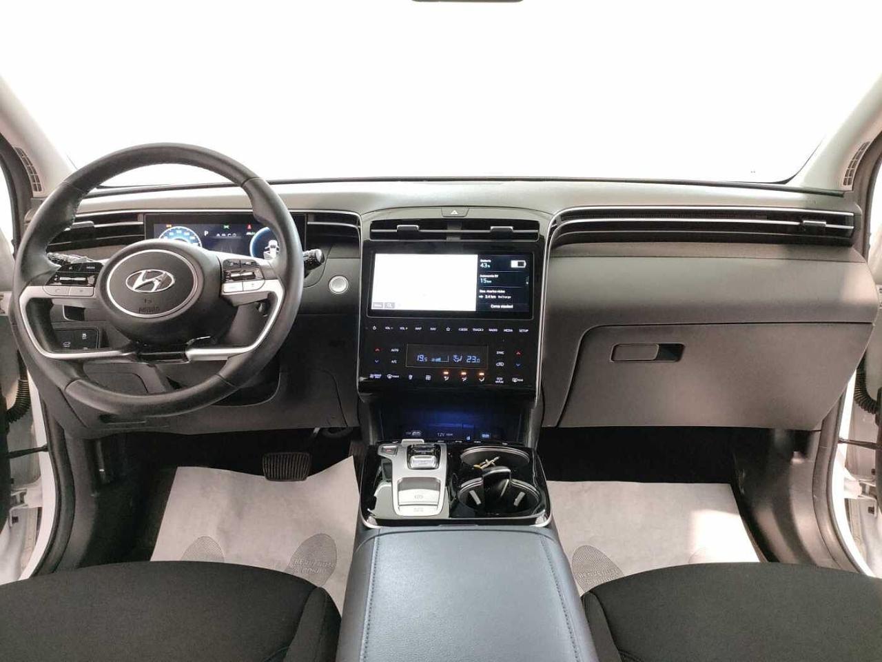 Hyundai Hyundai Tucson usata, con 7 airbag ( anteriori , laterali, a tendina e centrale)
