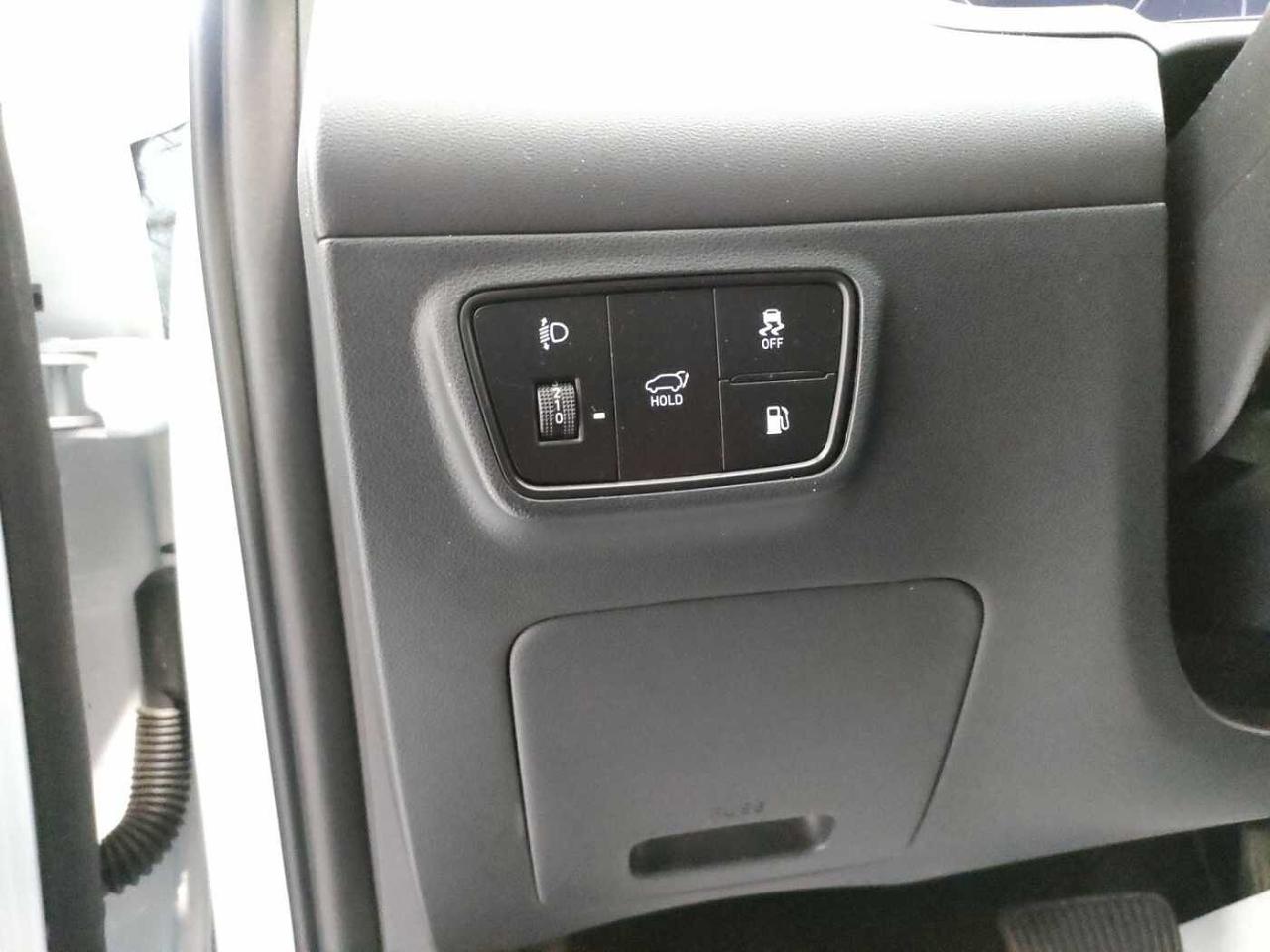 Hyundai Hyundai Tucson usata, con barre portatutto longitudinali