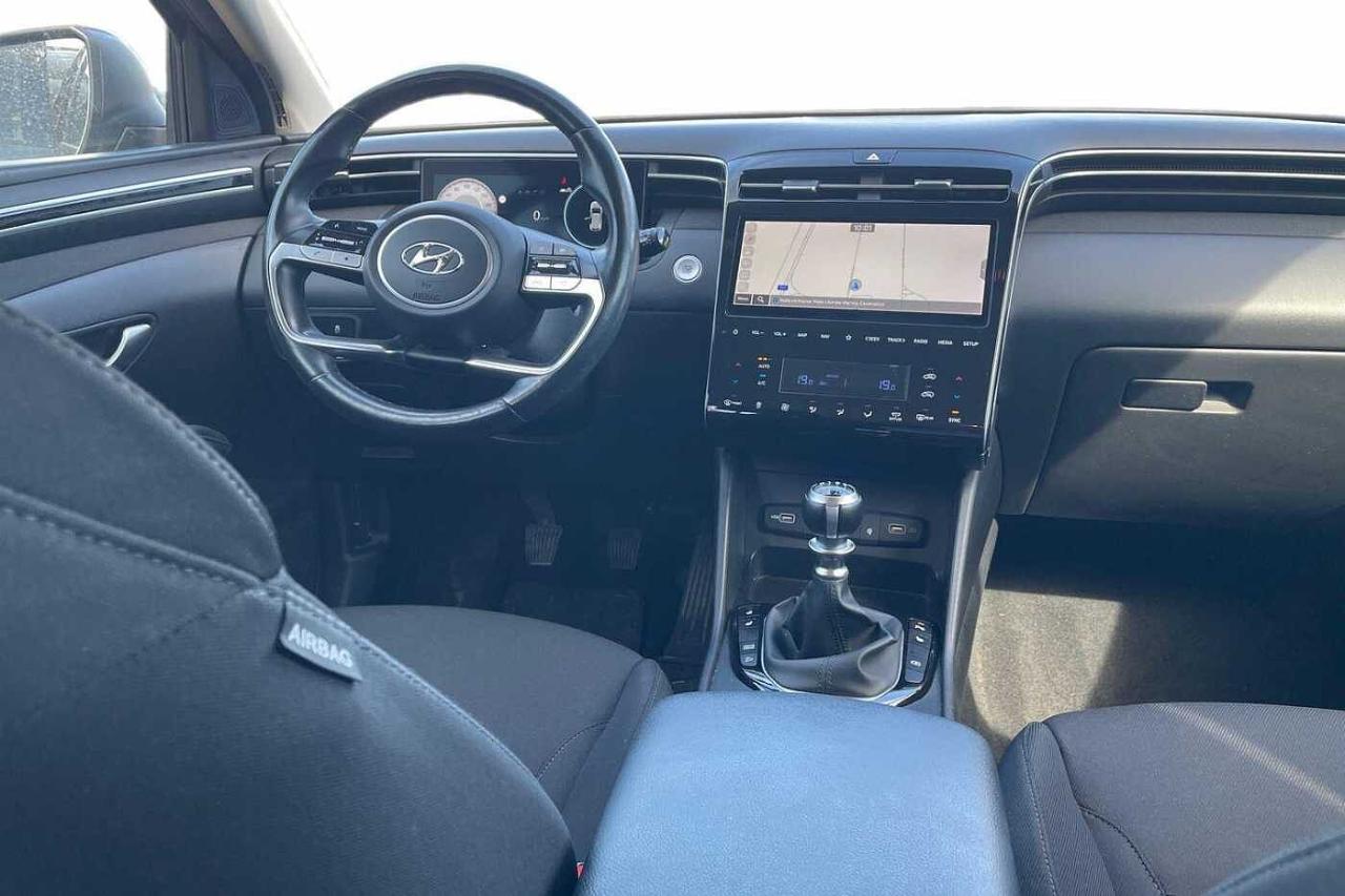 Hyundai Hyundai Tucson usata, con 7 airbag ( anteriori , laterali, a tendina e centrale)