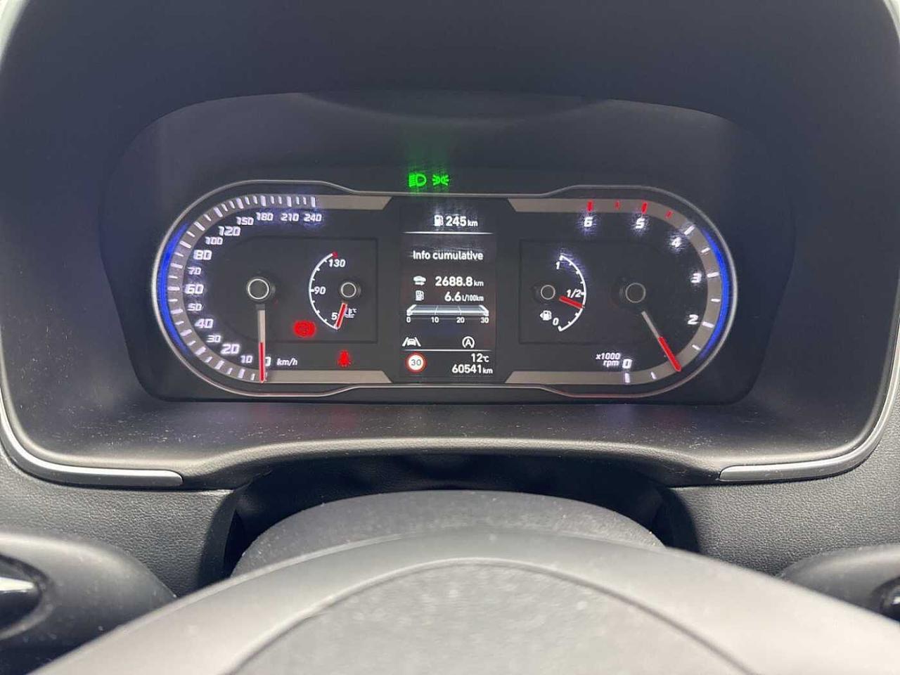 Hyundai Hyundai Tucson usata, con barre portatutto longitudinali