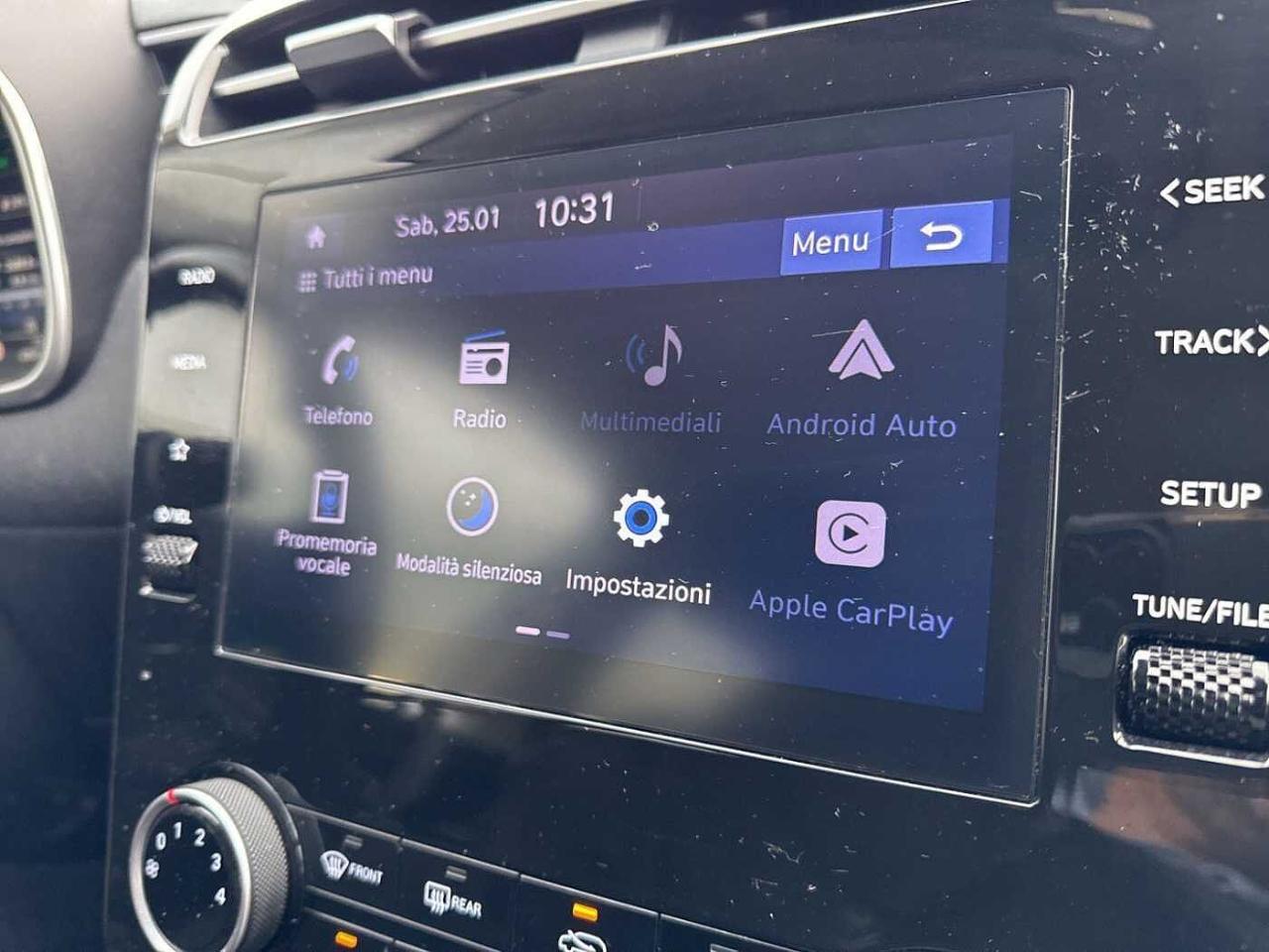 Hyundai Hyundai Tucson usata, con caricatore wireless per smartphone