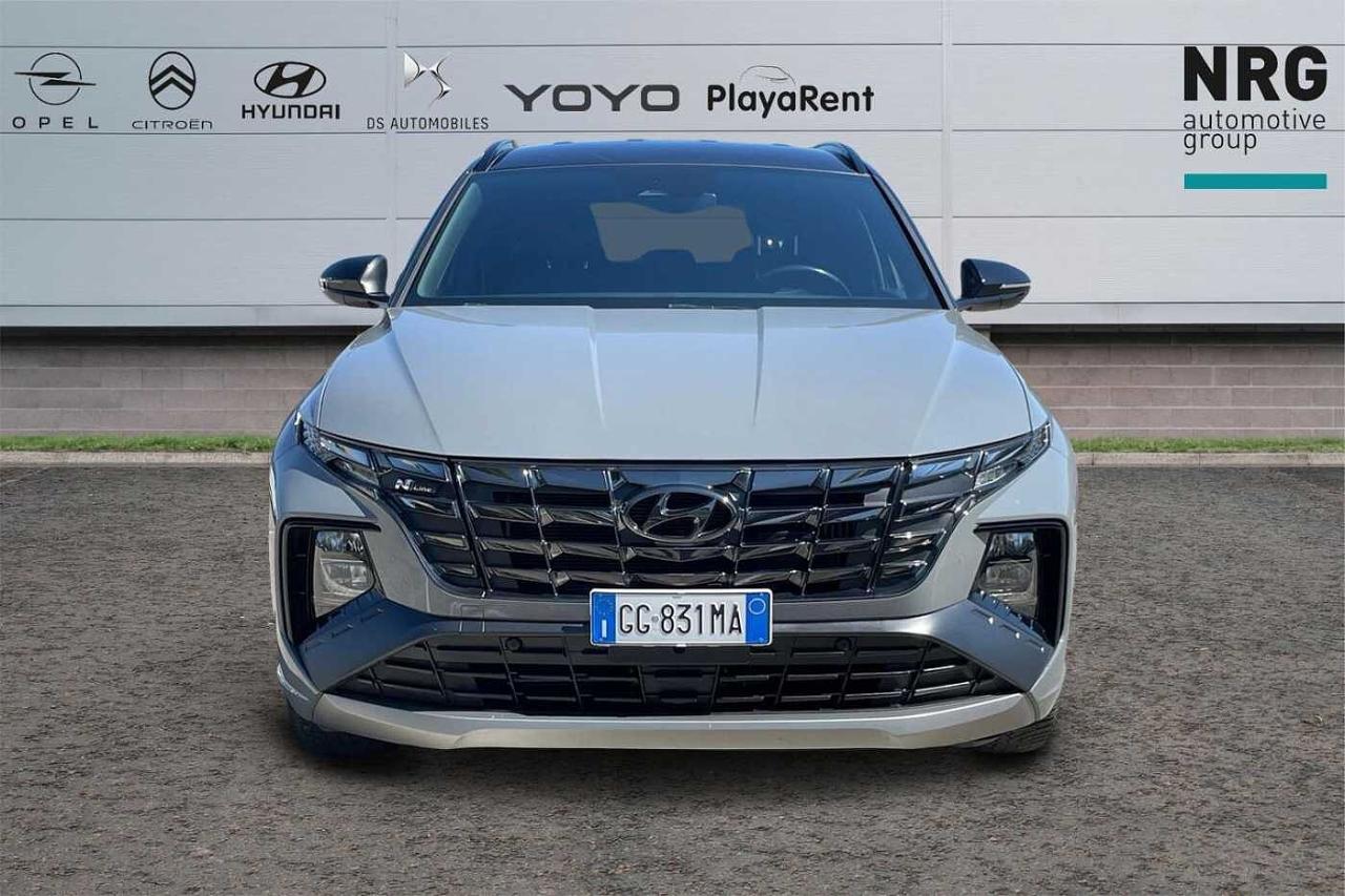 Hyundai Hyundai Tucson usata, con barre portatutto longitudinali