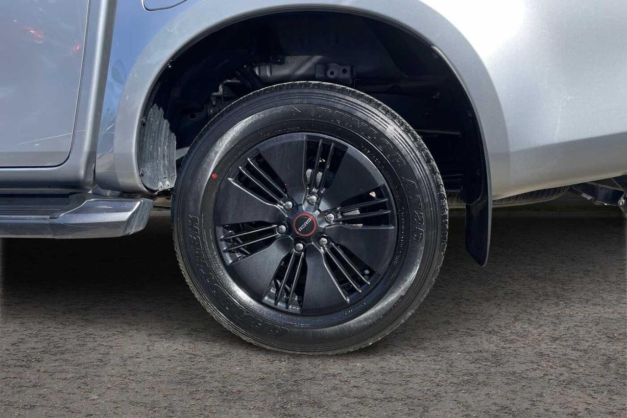 Isuzu Isuzu D-Max usata, con coppia motore: 2000