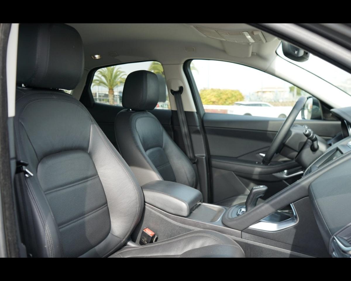 Jaguar E-Pace - Foto 3