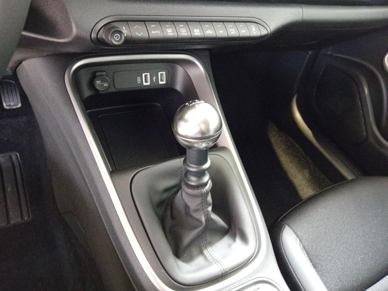 Jeep Jeep Avenger usata 9