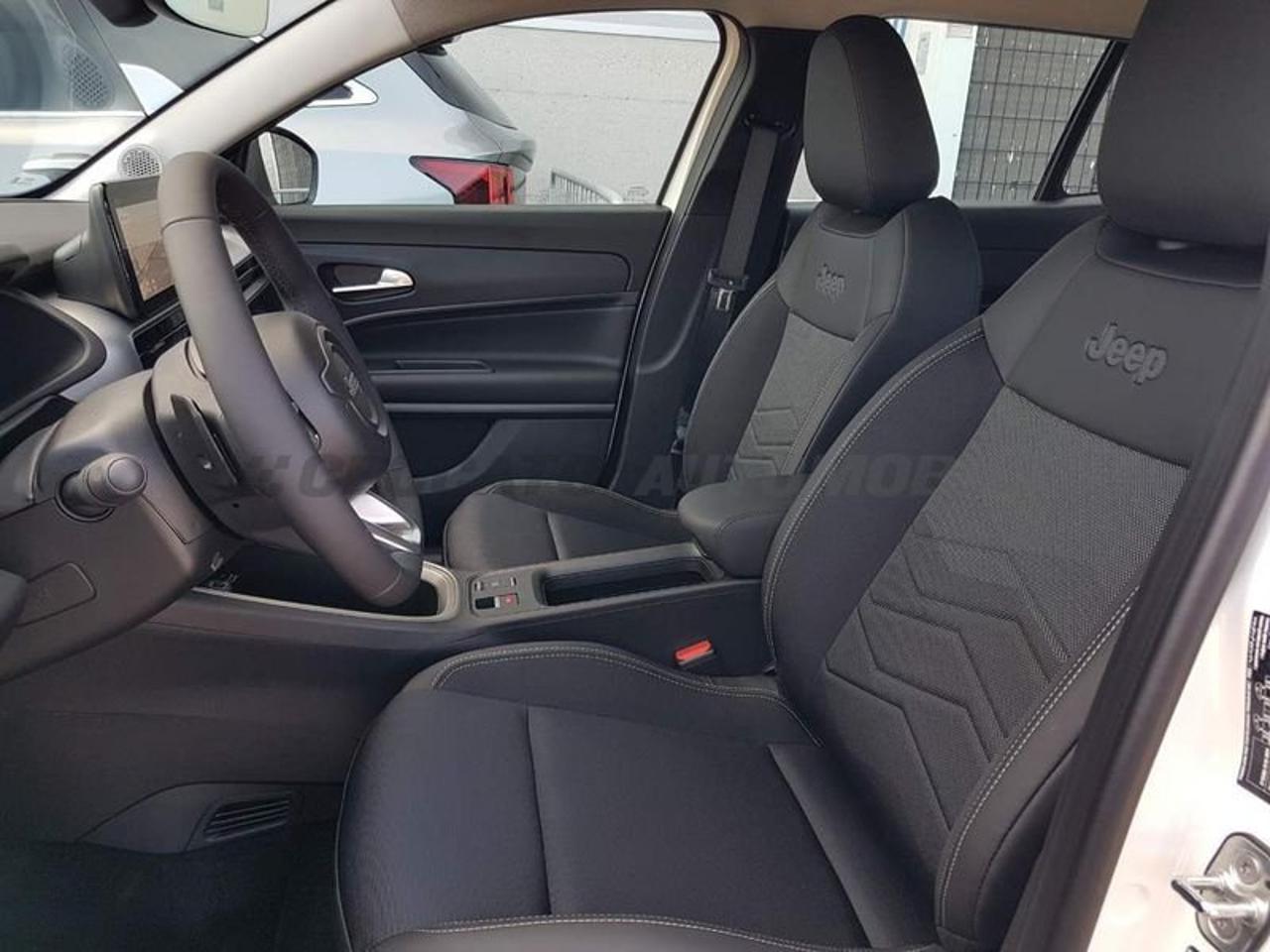 Jeep Jeep Avenger usata, con fendinebbia