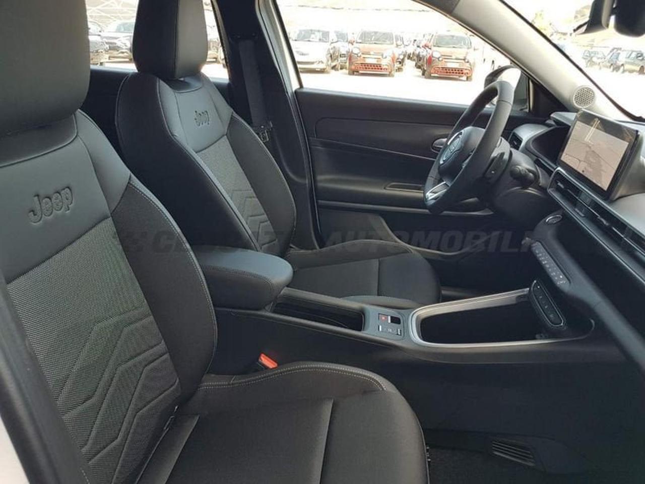Jeep Jeep Avenger usata 17