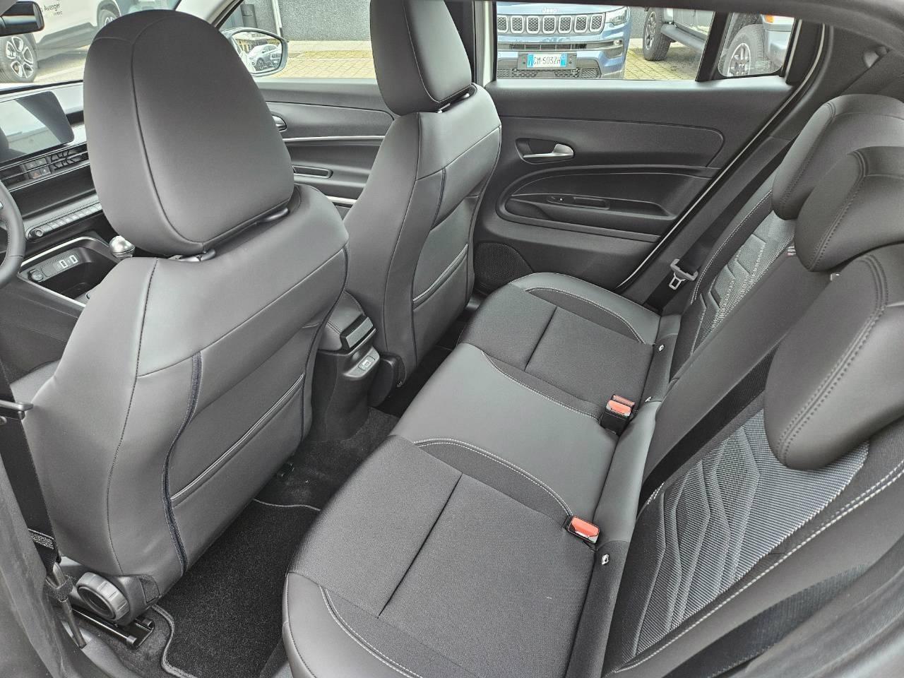 Jeep Jeep Avenger usata 7