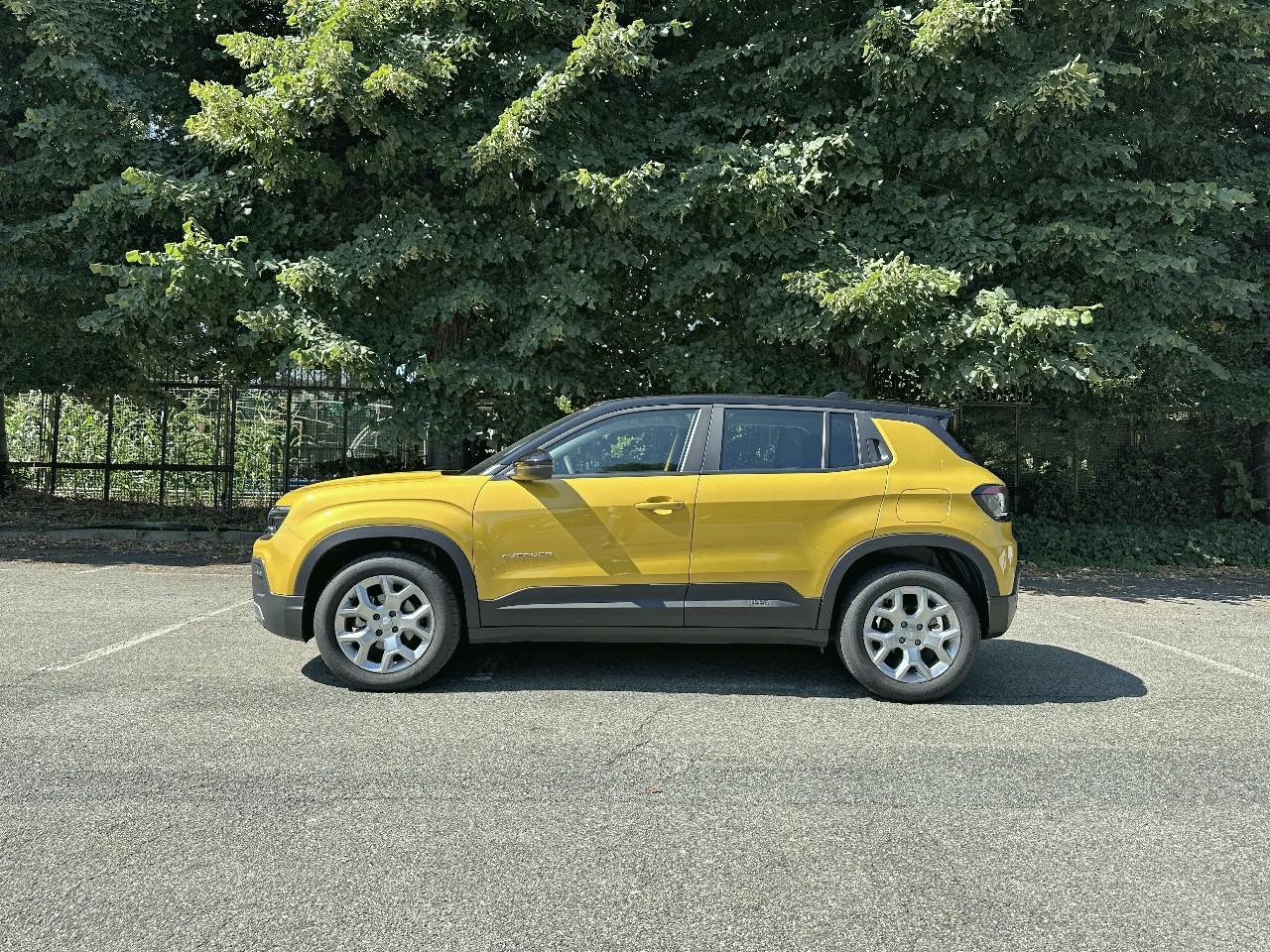 Jeep Jeep Avenger usata, con cinture sicurezza ant. conducente e passeggero con pretensionatori e reg. in altezza