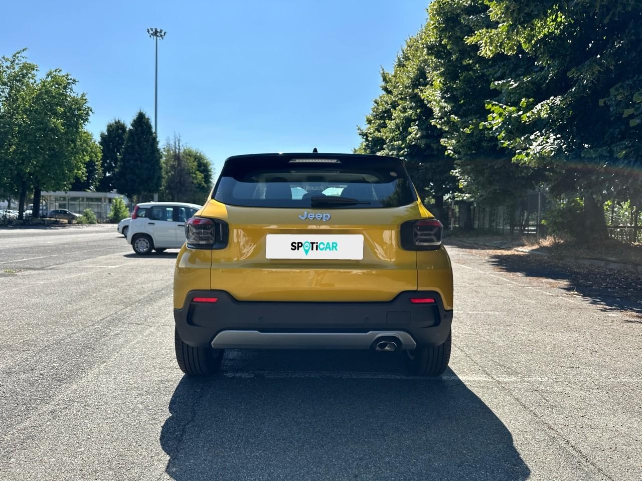 Jeep Jeep Avenger usata, con cinture sicurezza post. conducente con pretensionatori, cinture sicurezza post. passeggero con pretensionatori, cinture sicurezza post. centrale a 3 punti