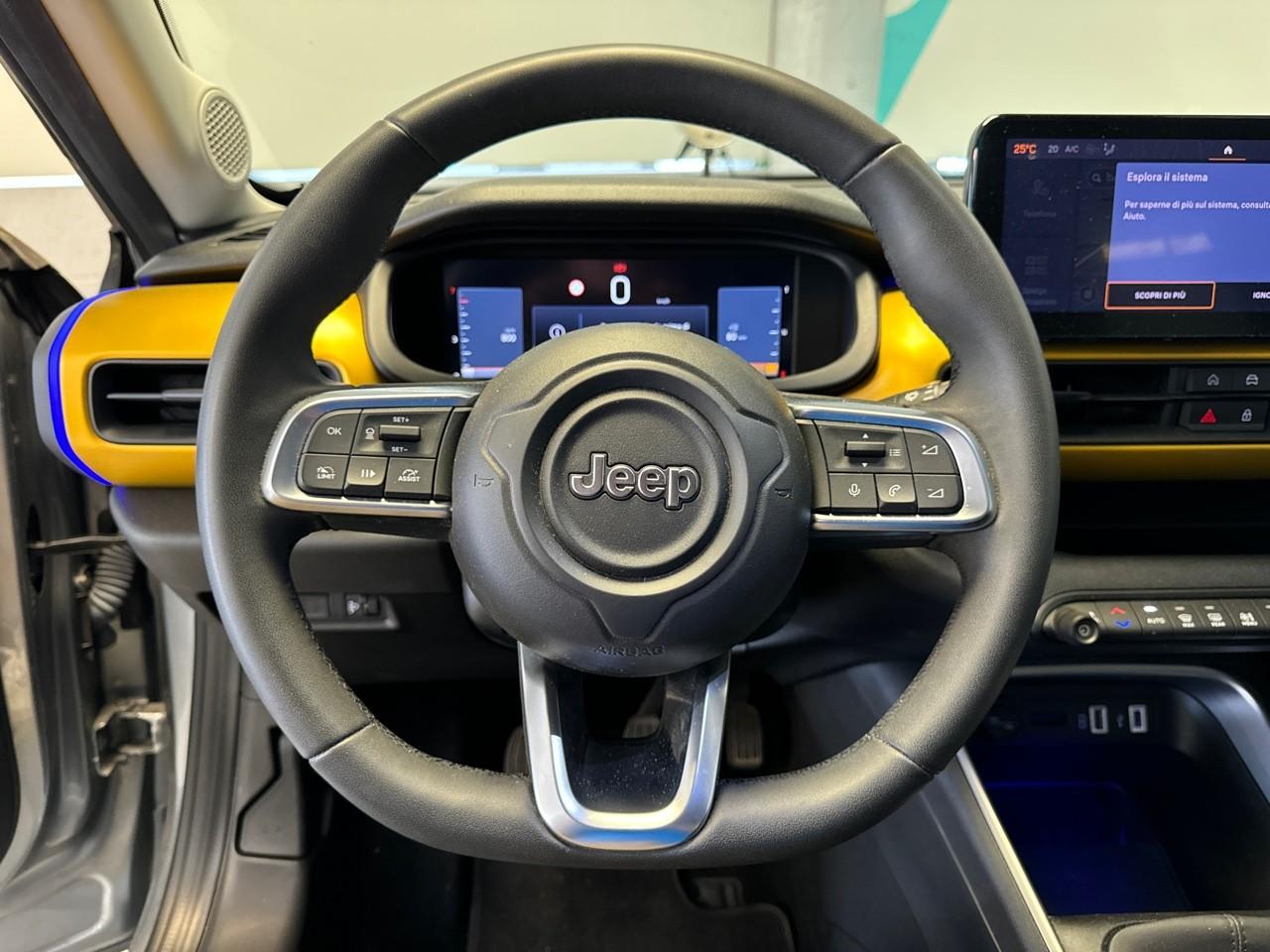 Jeep Jeep Avenger usata, con 6 altoparlanti