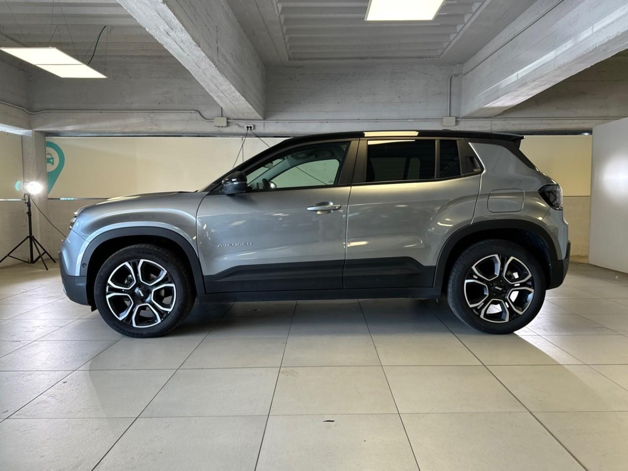 Jeep Jeep Avenger usata, con cinture sicurezza ant. conducente e passeggero con pretensionatori e reg. in altezza