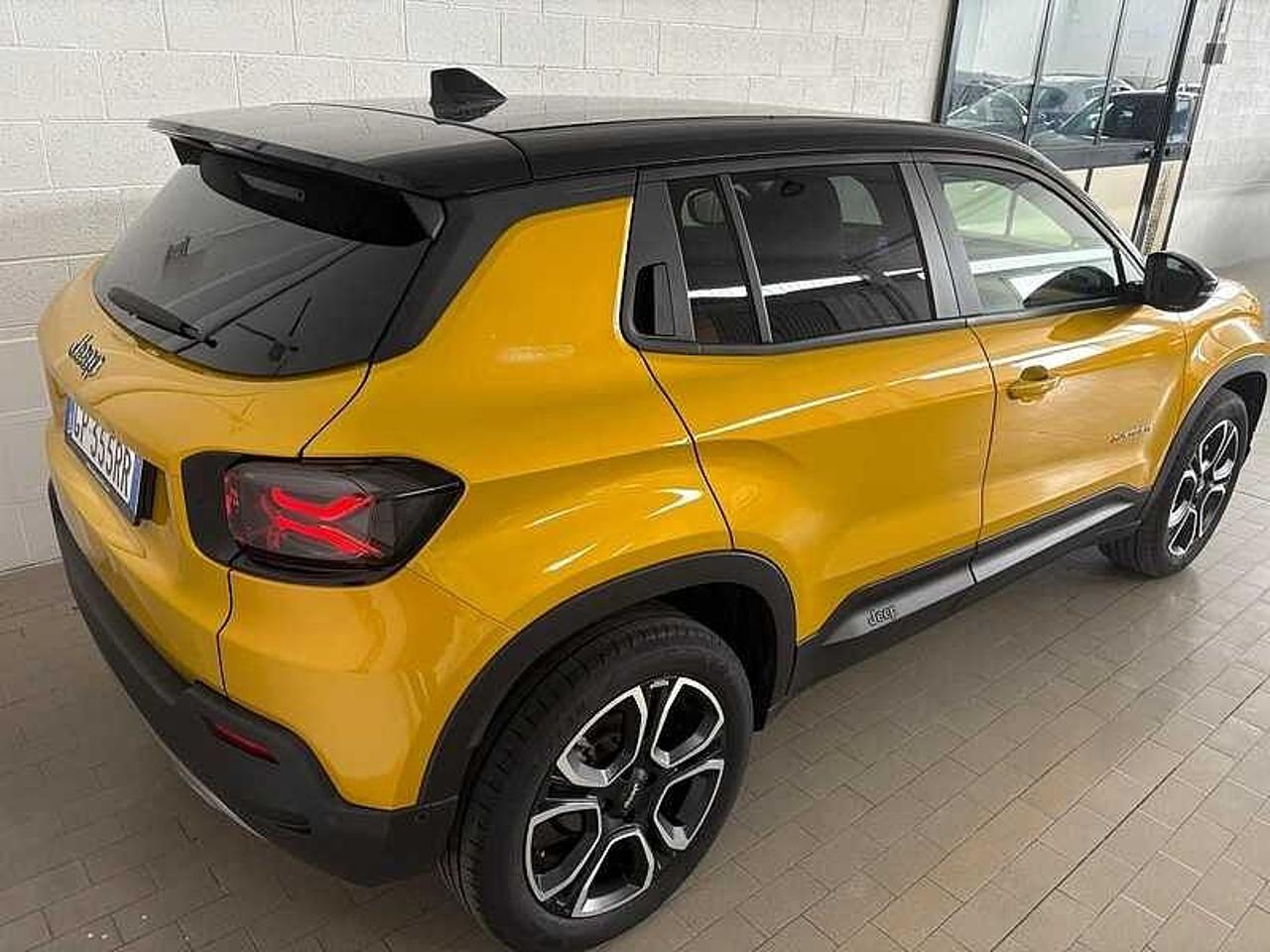 Jeep Jeep Avenger usata 22