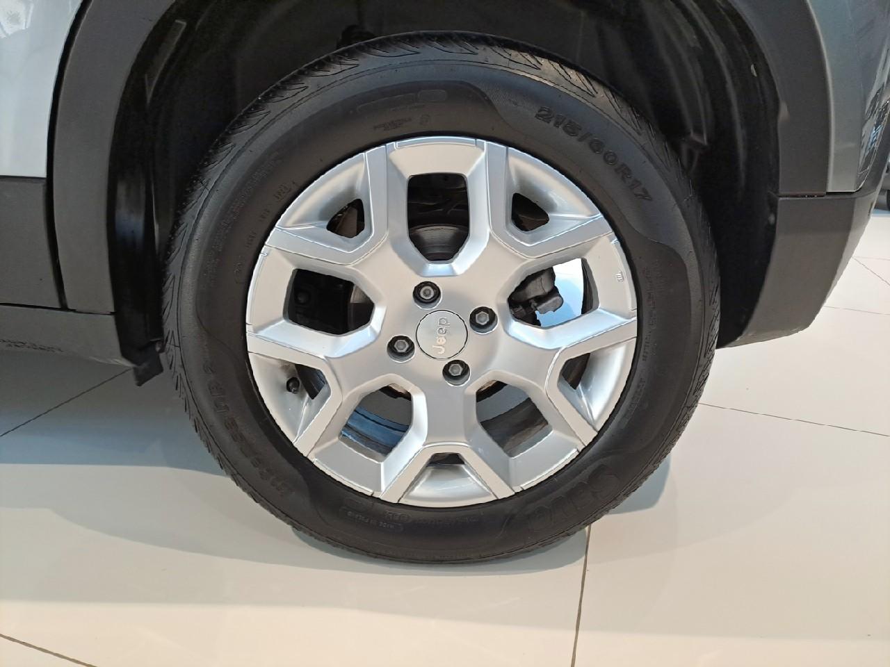 Jeep Jeep Avenger usata, con 4 freni a disco con 2 dischi ventilati